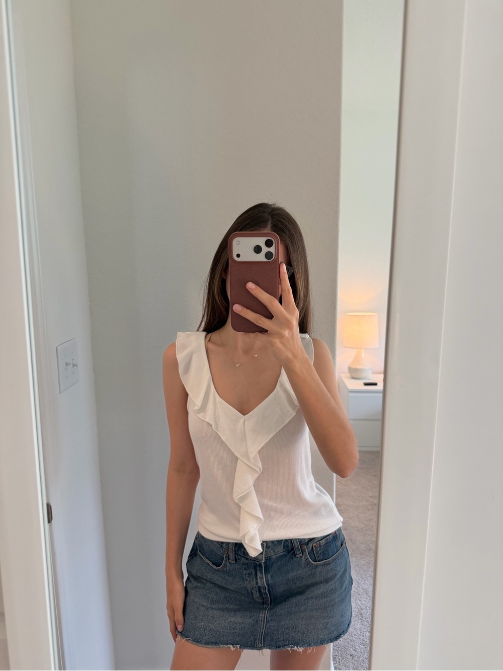 Old Navy White Ruffle Tank Top Size S